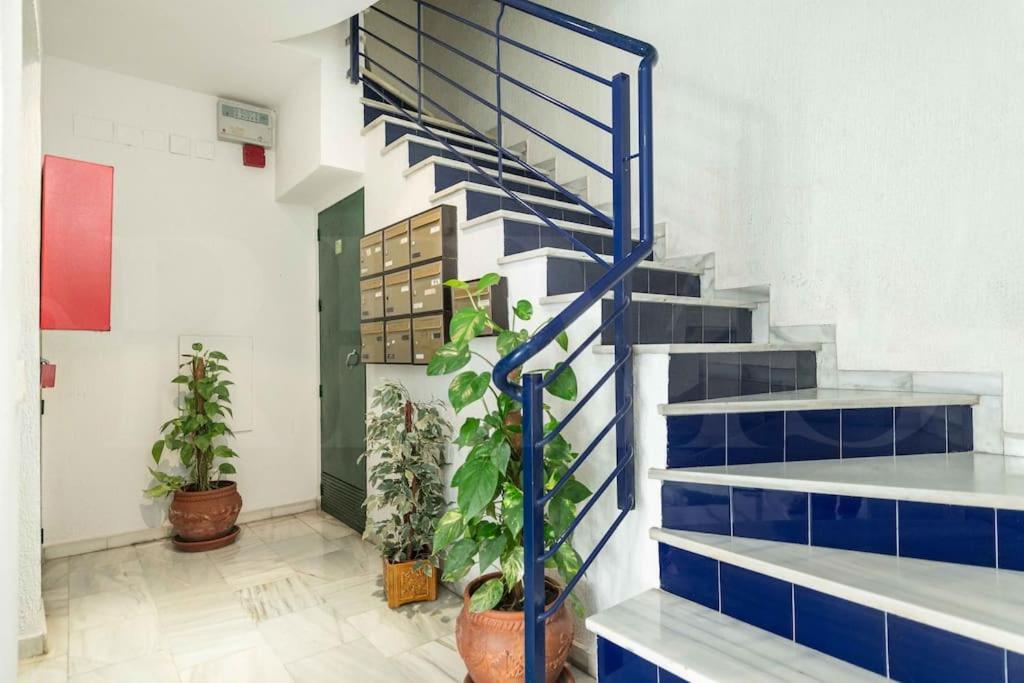 Sunlit & Fresh Apartment - Center By Rems Málaga Kültér fotó